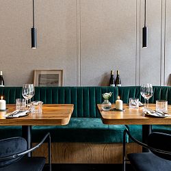 Studio-Bower-SOMM-Bistro-a-vin-04-1755162497.jpg